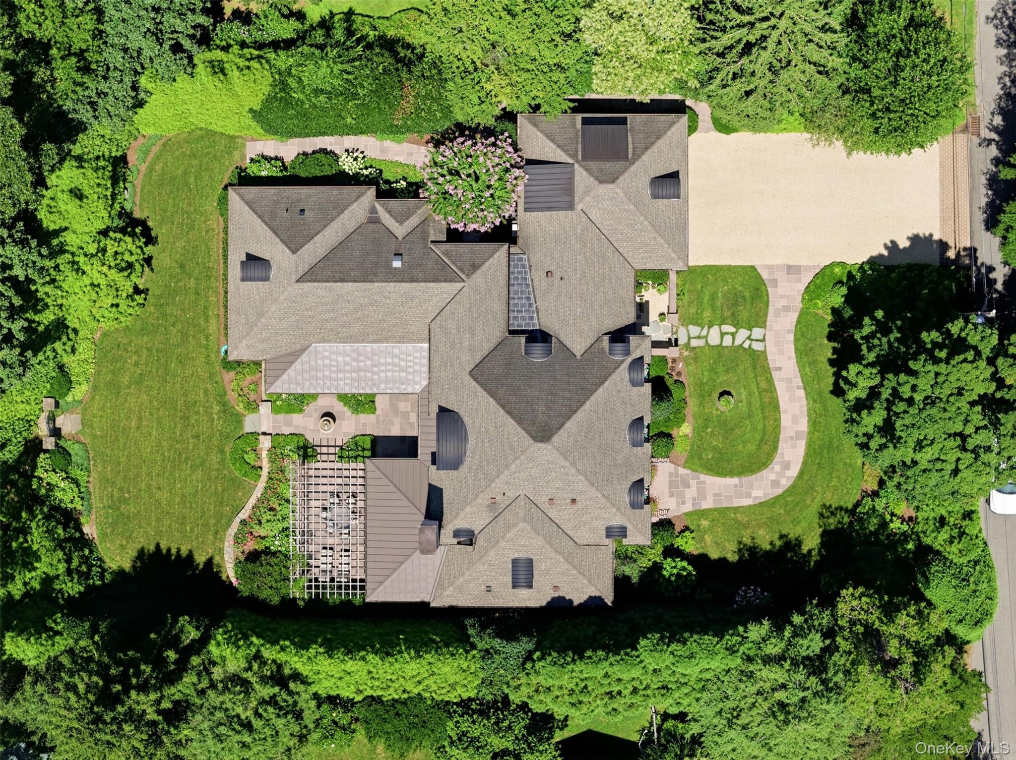 5 Puritan Place