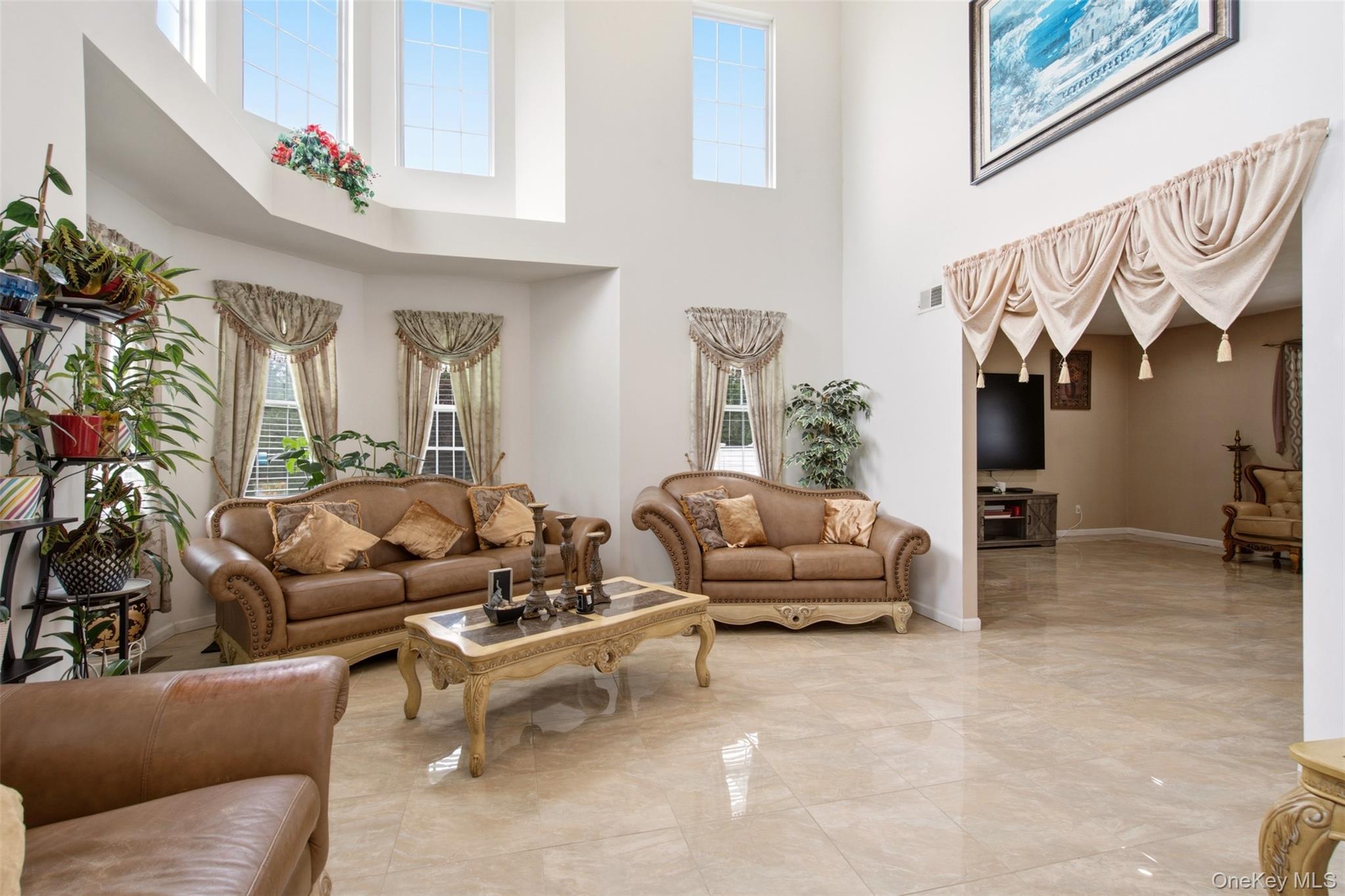 2 Sherwood Drive