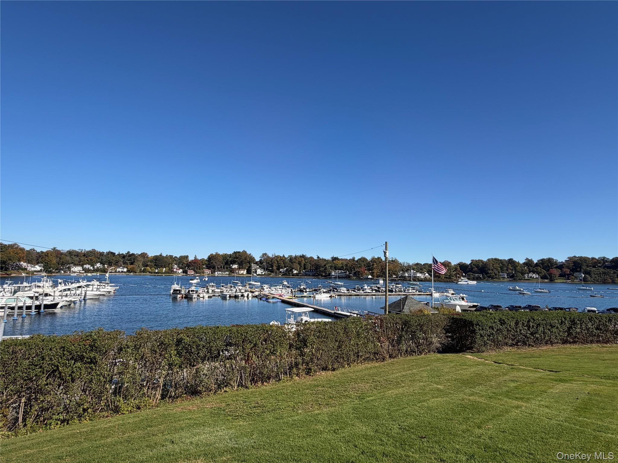 307 W Shore Road Unit: 4