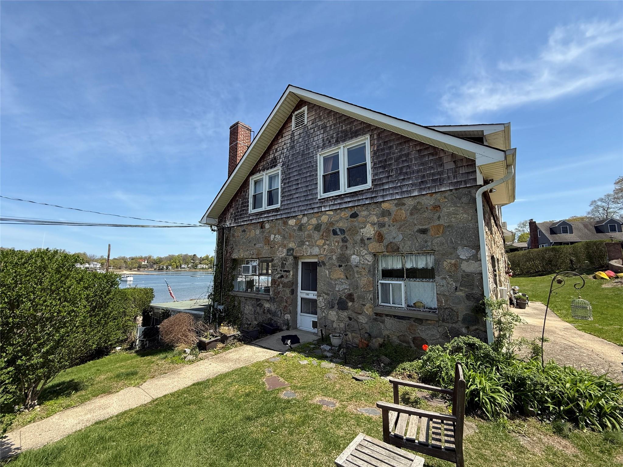 293 W Shore Road Unit: 3