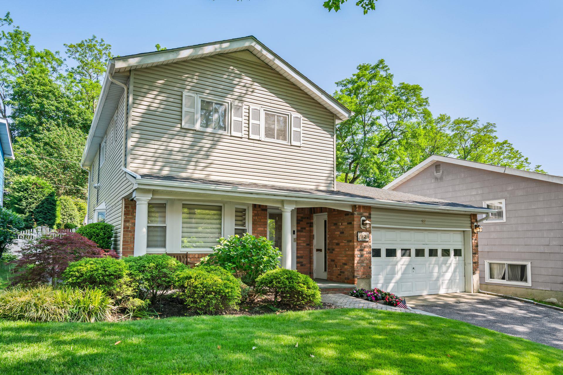 92 Radcliff Avenue