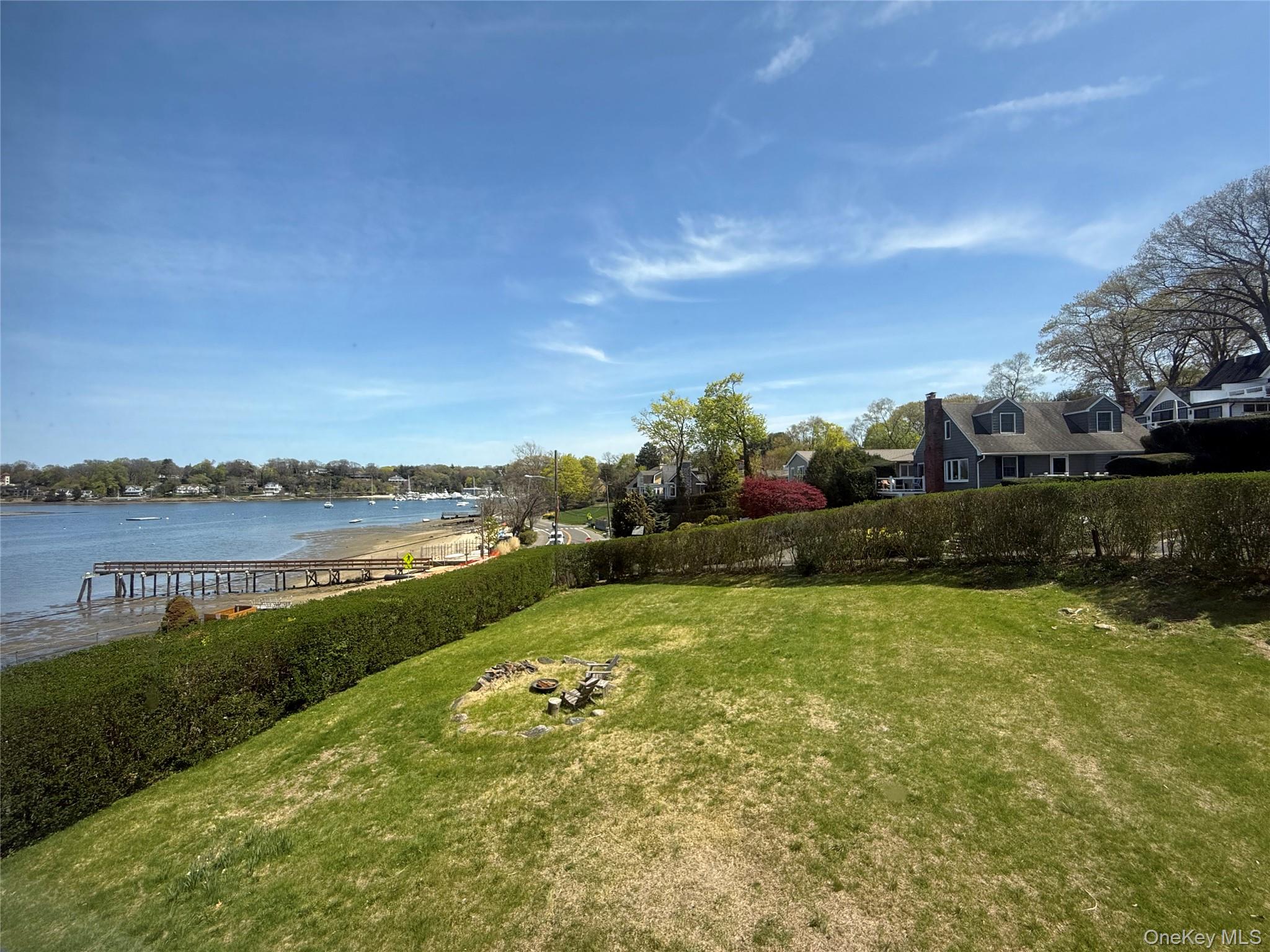 293 W Shore Road Unit: 4
