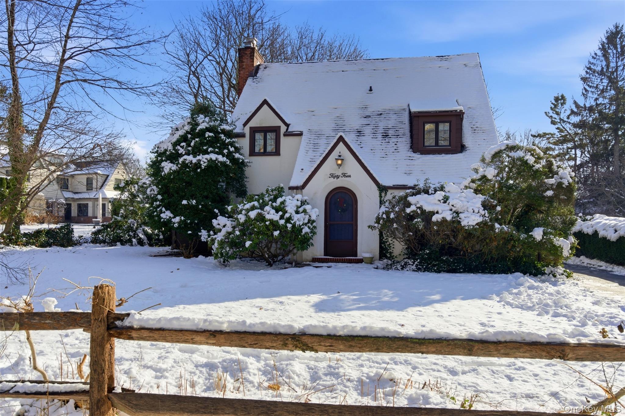 54 Summit Drive