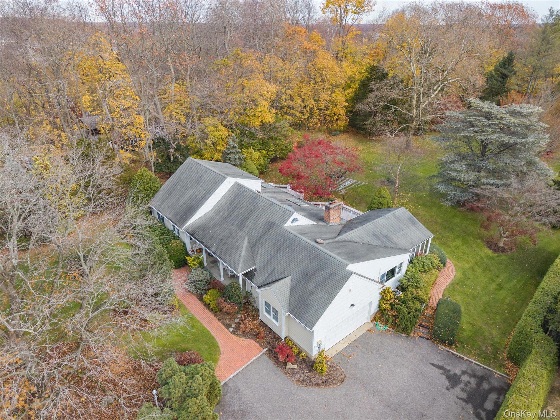 336 W Hills Road