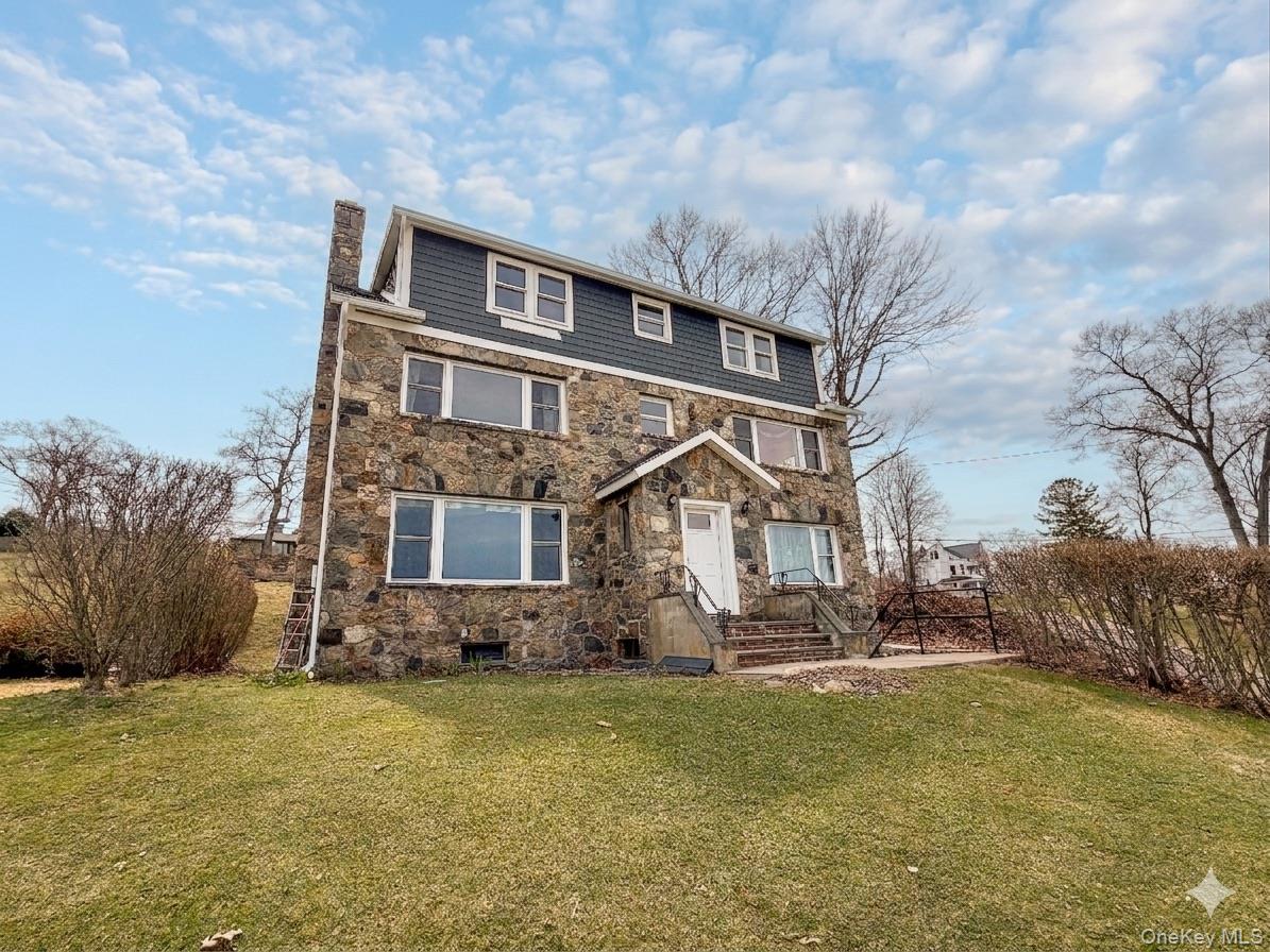 307 W Shore Road Unit: 5