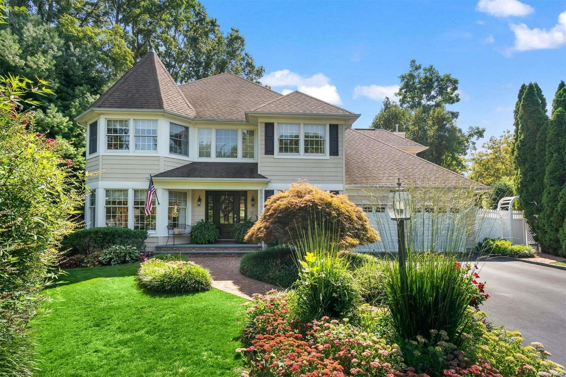 8 Chuck Hollow Court