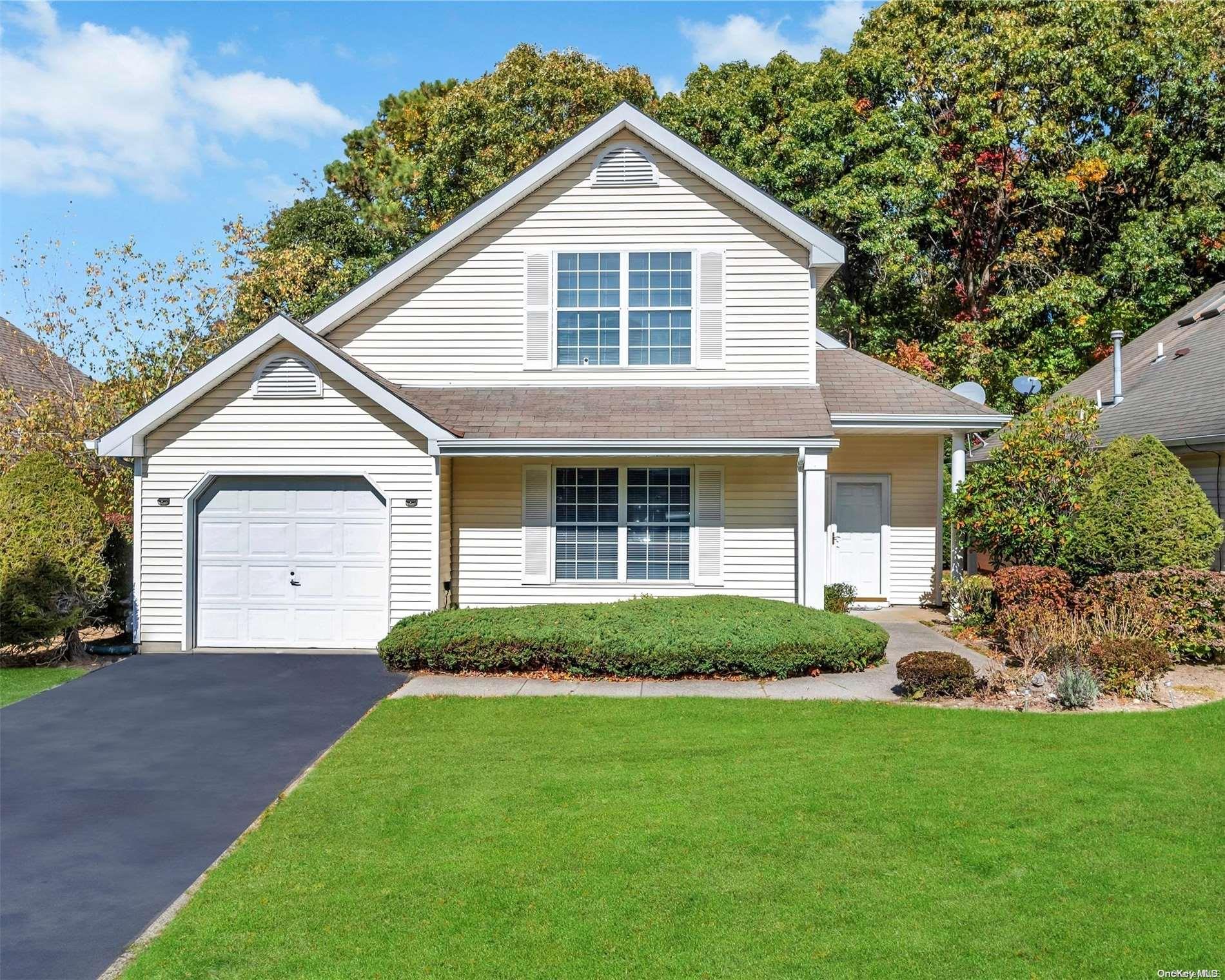 17 Saddlebrook Court