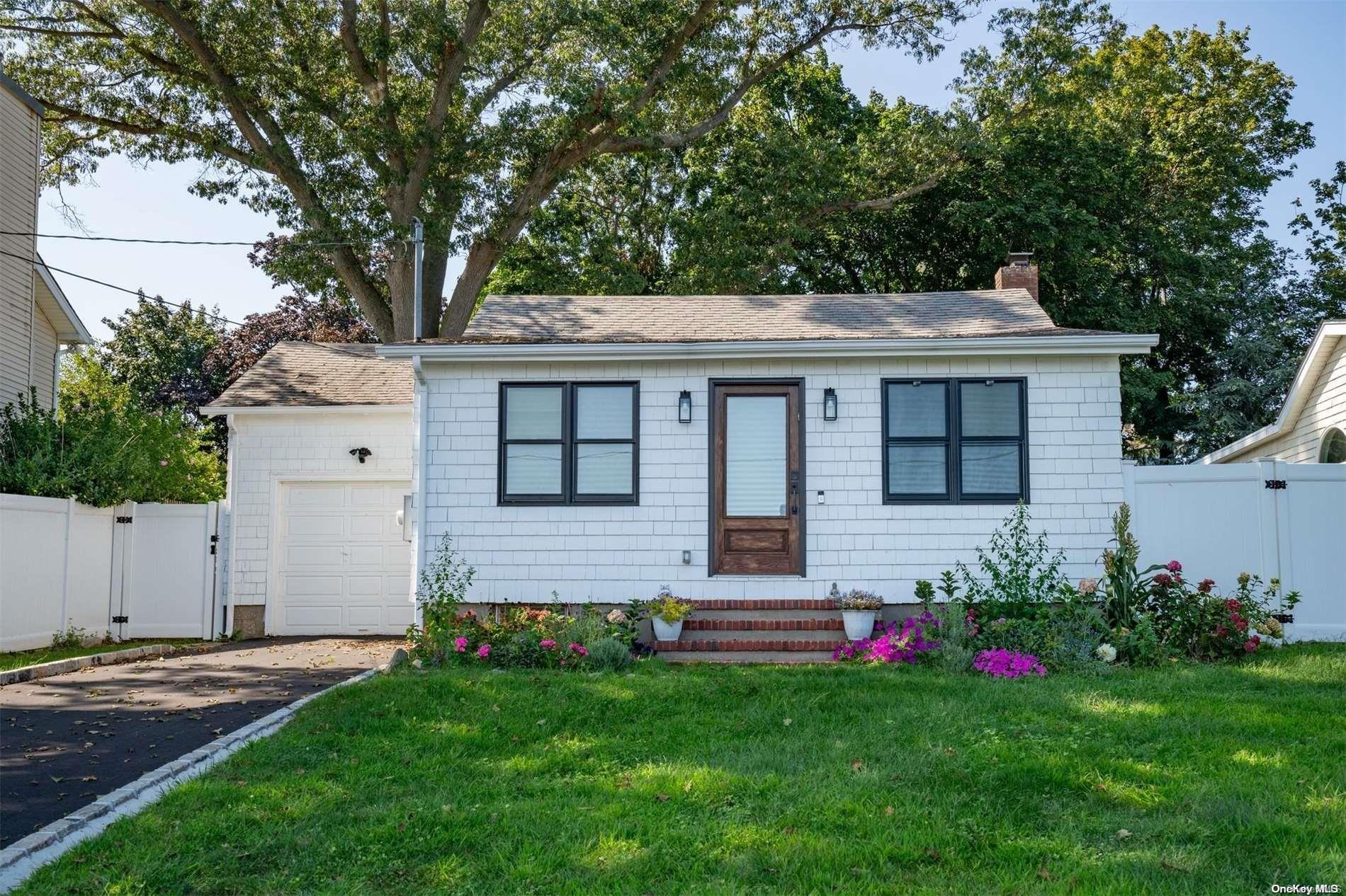 26 Hillside Avenue