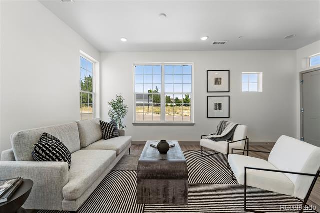 18633 Stroh Road Road Unit: 2-104