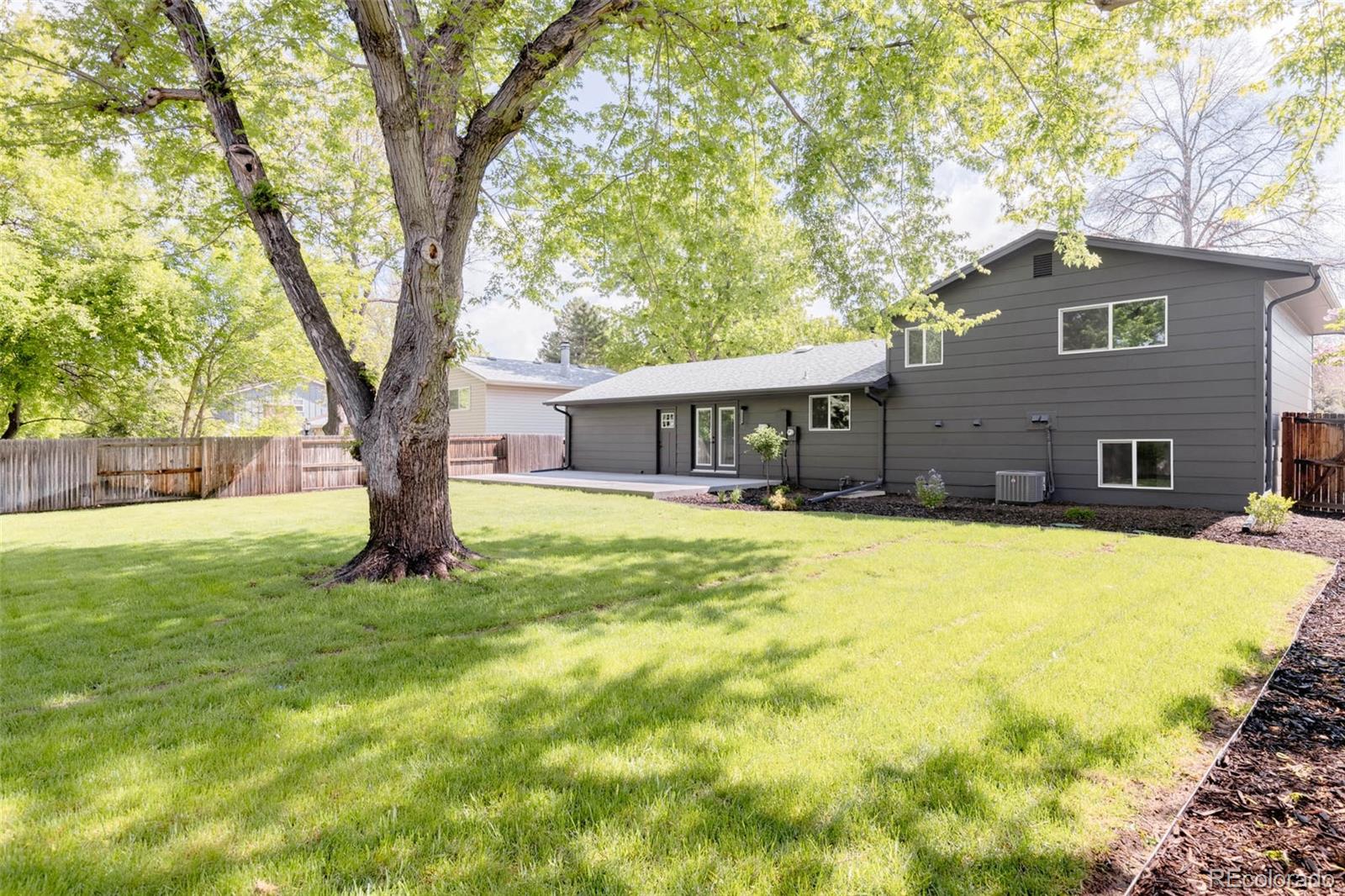 3377 S Oneida Way