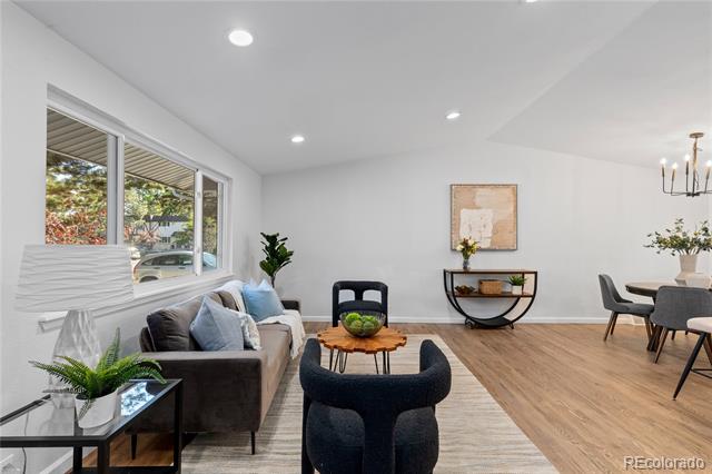 7479 S Dahlia Court