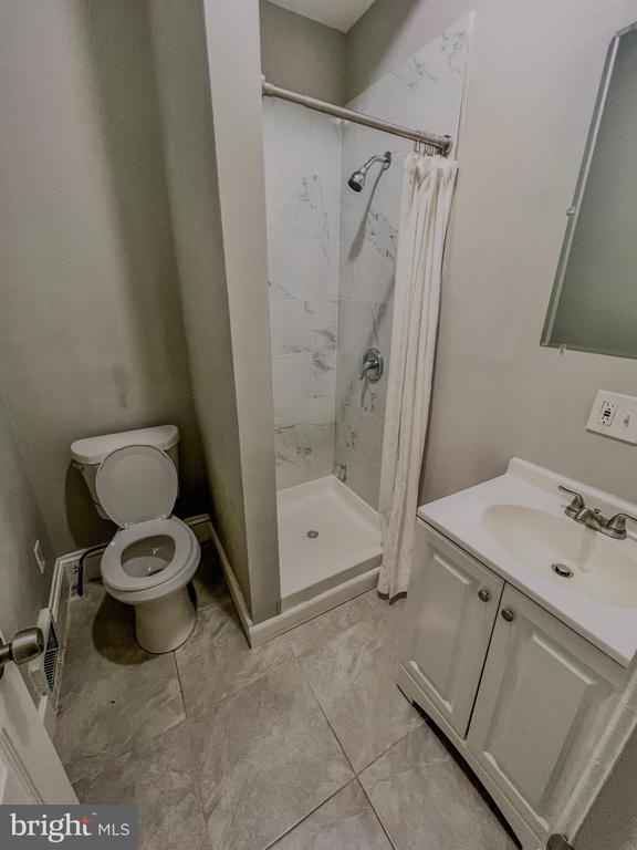 1304 Washington St