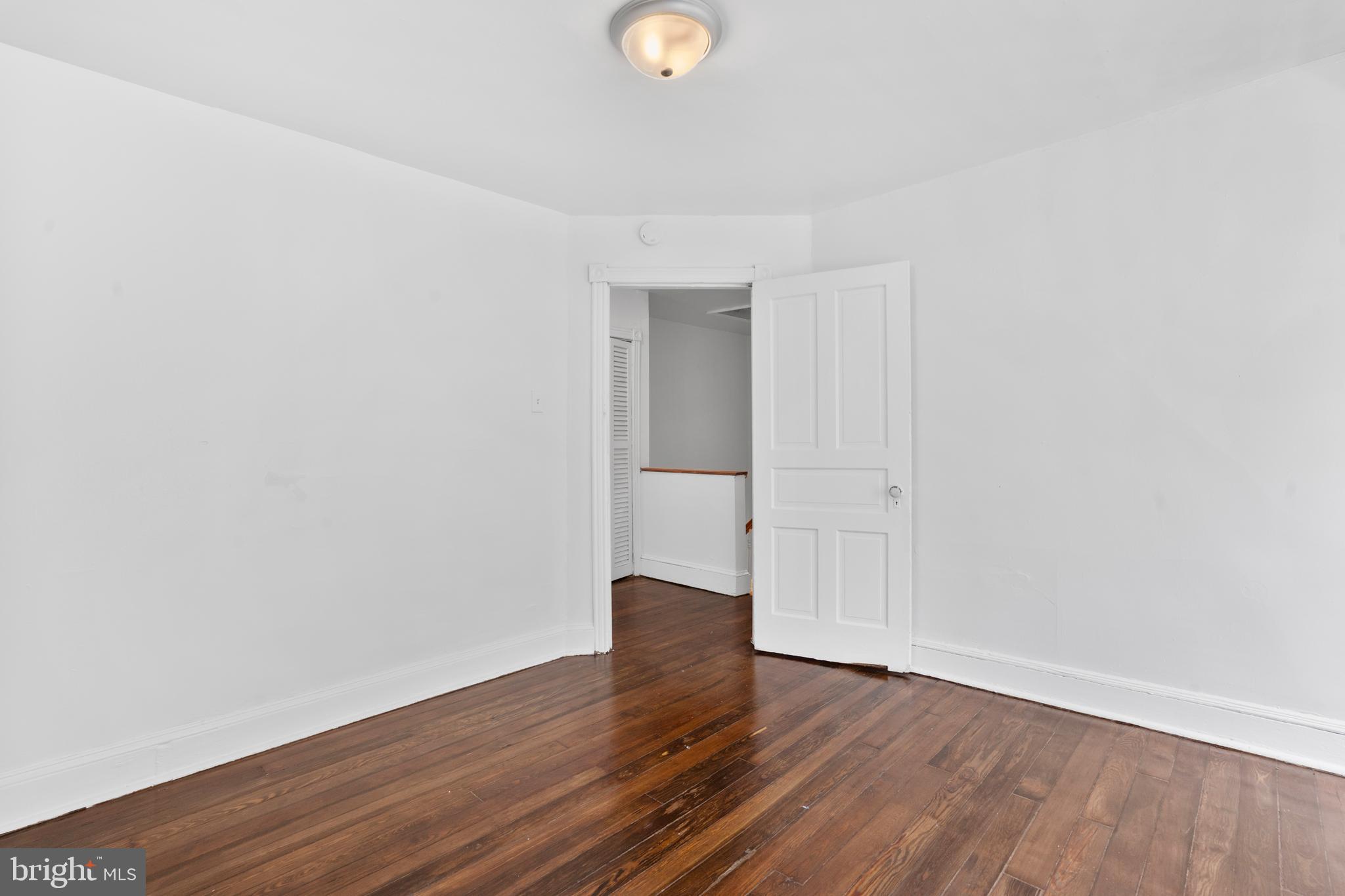 4830 Cedar Ave