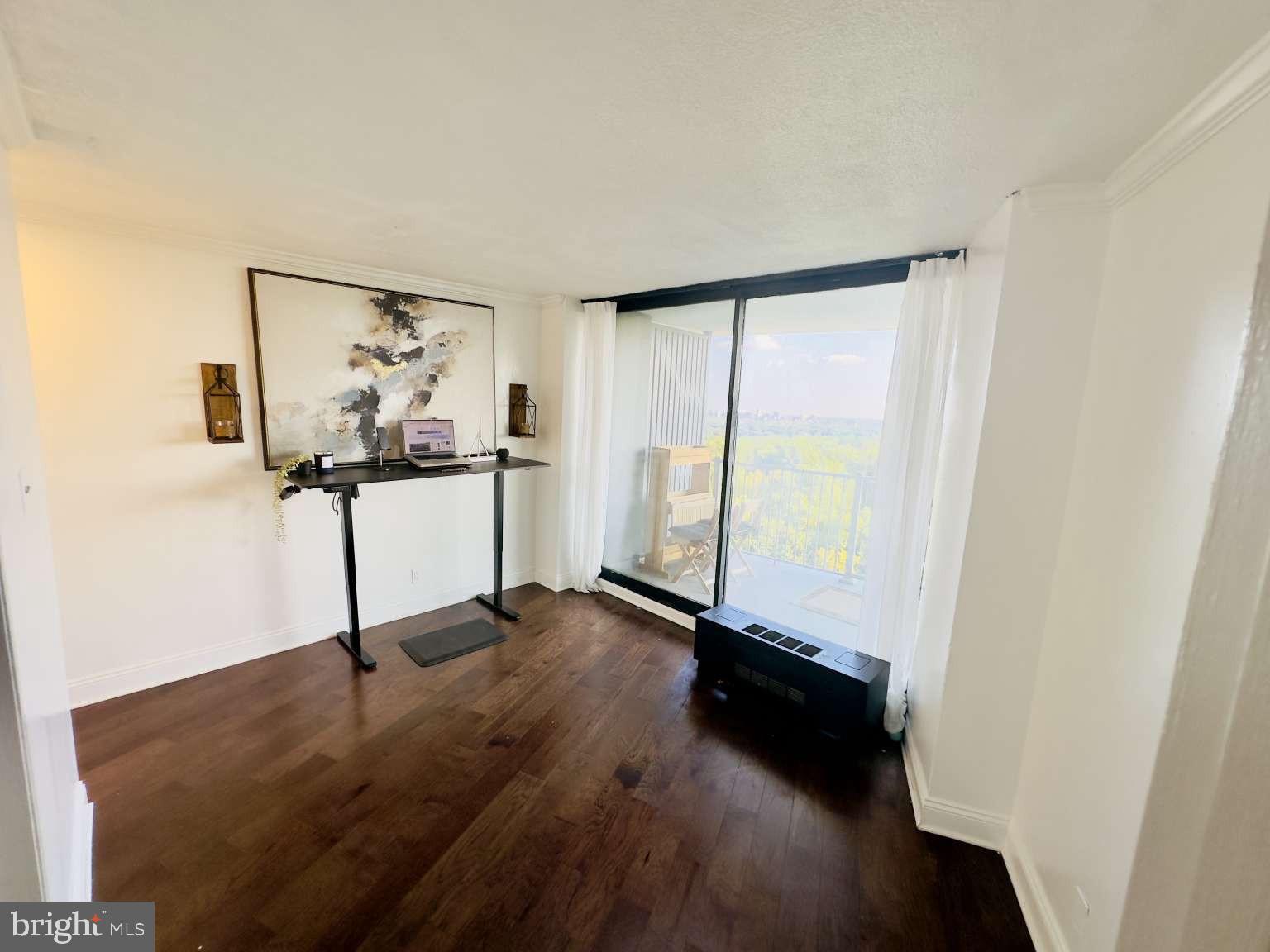 3900 FORD ROAD 18K
