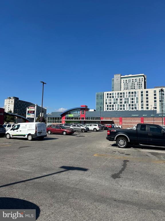 1501-12 N BROAD STREET