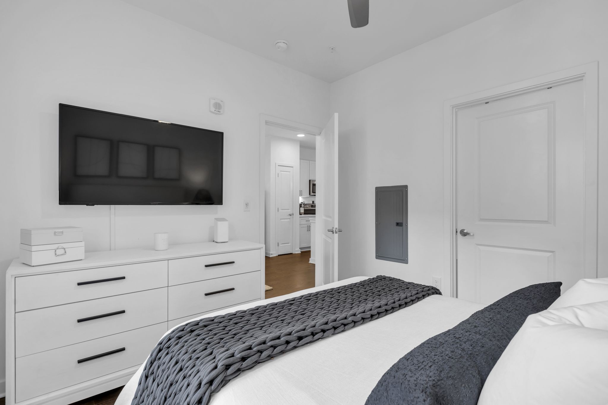 1677 54th Ave, N Unit: 212