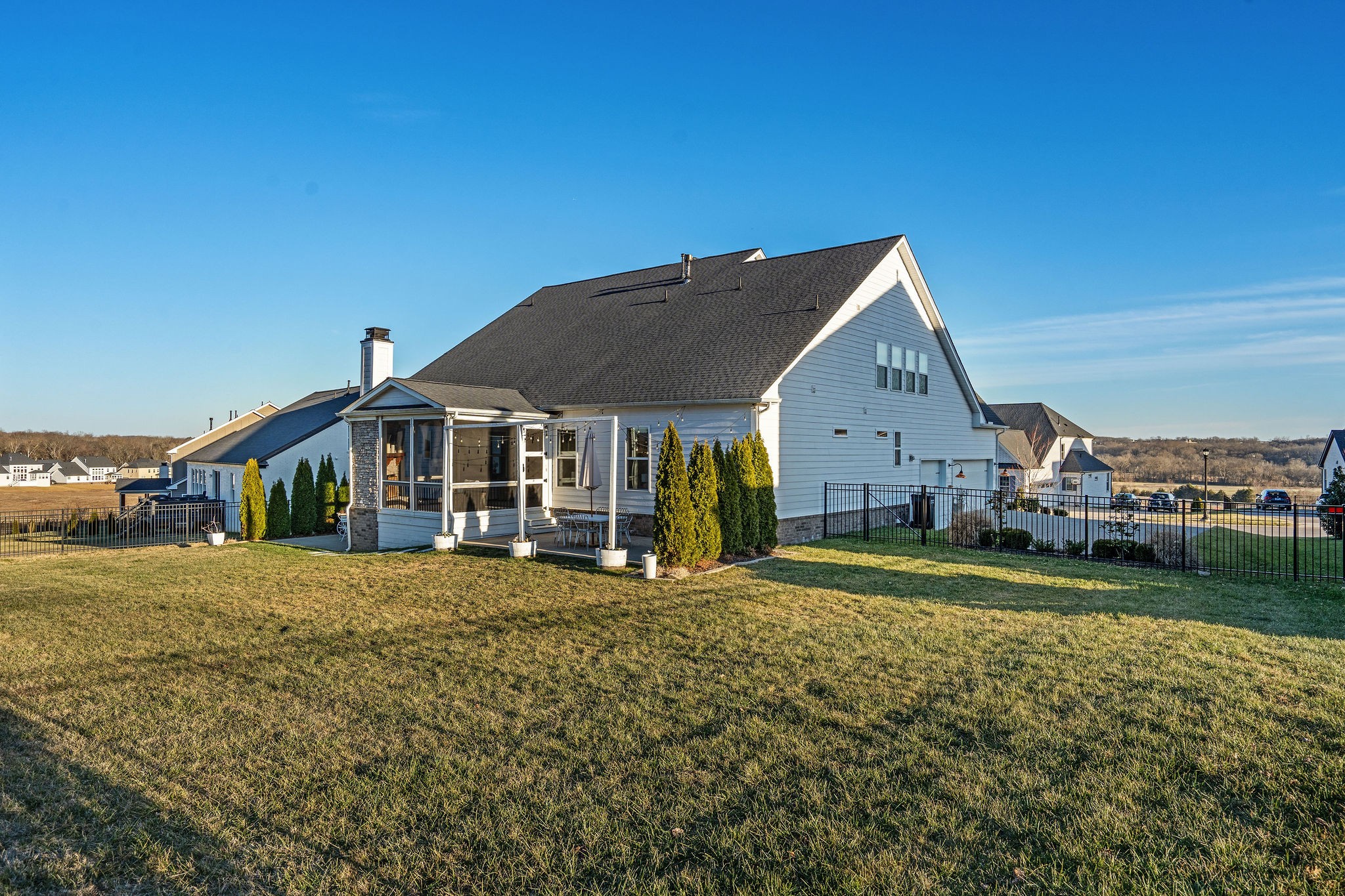 7036 Fiddlers Glen Dr