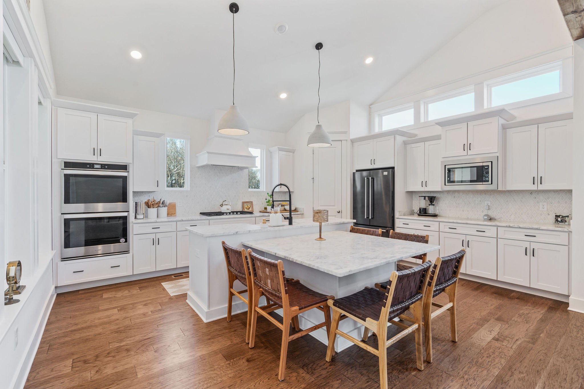 7036 Fiddlers Glen Dr