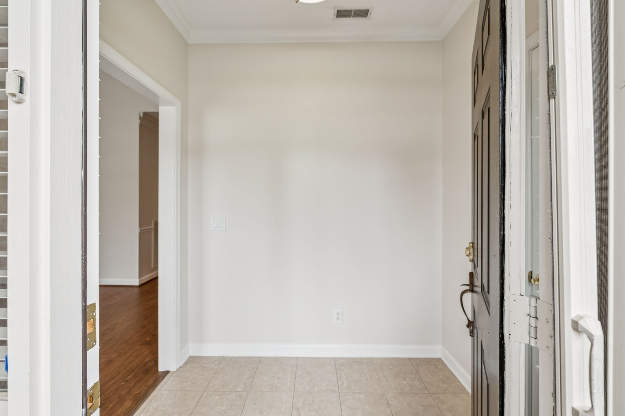 7057 Sunrise Cir