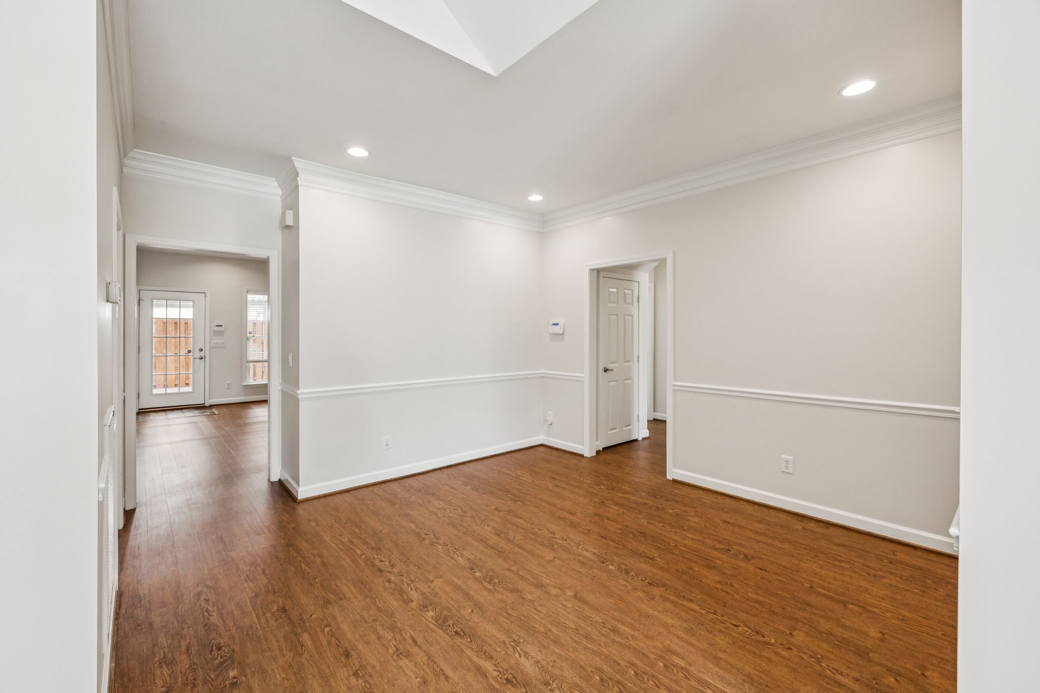 7057 Sunrise Cir