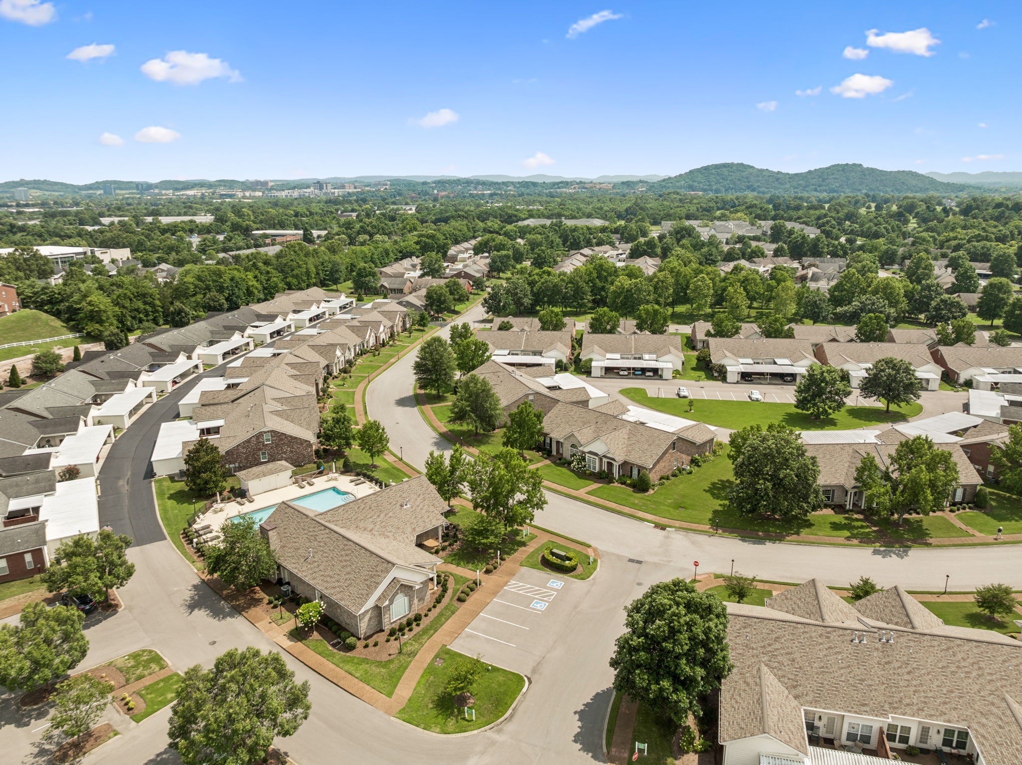7057 Sunrise Cir