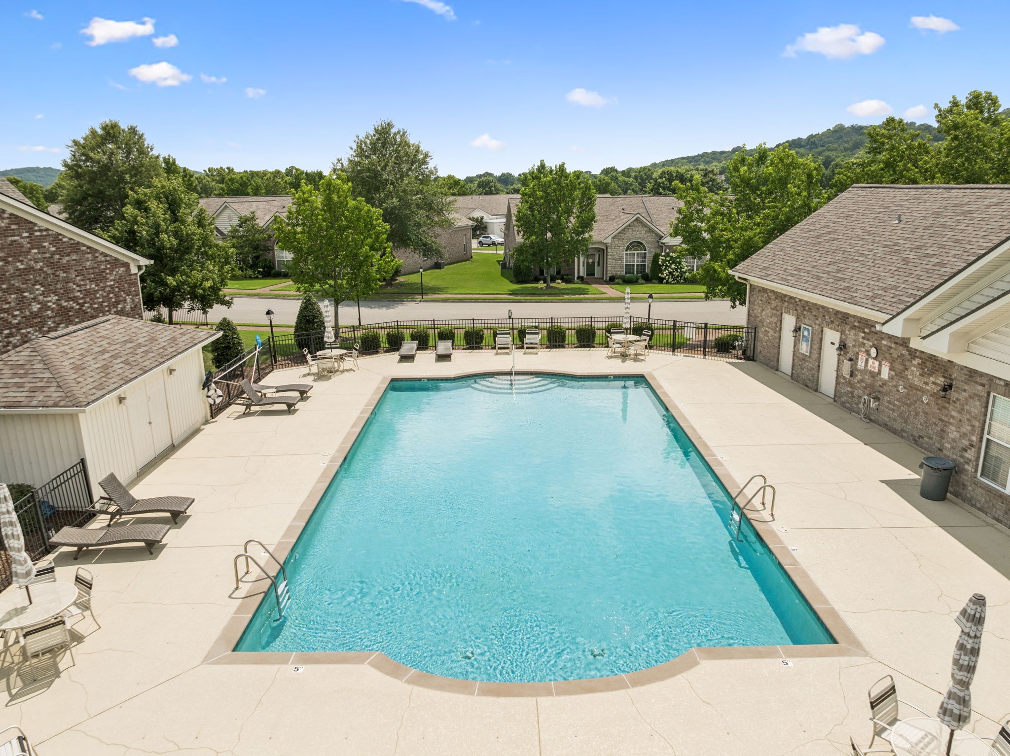 7057 Sunrise Cir