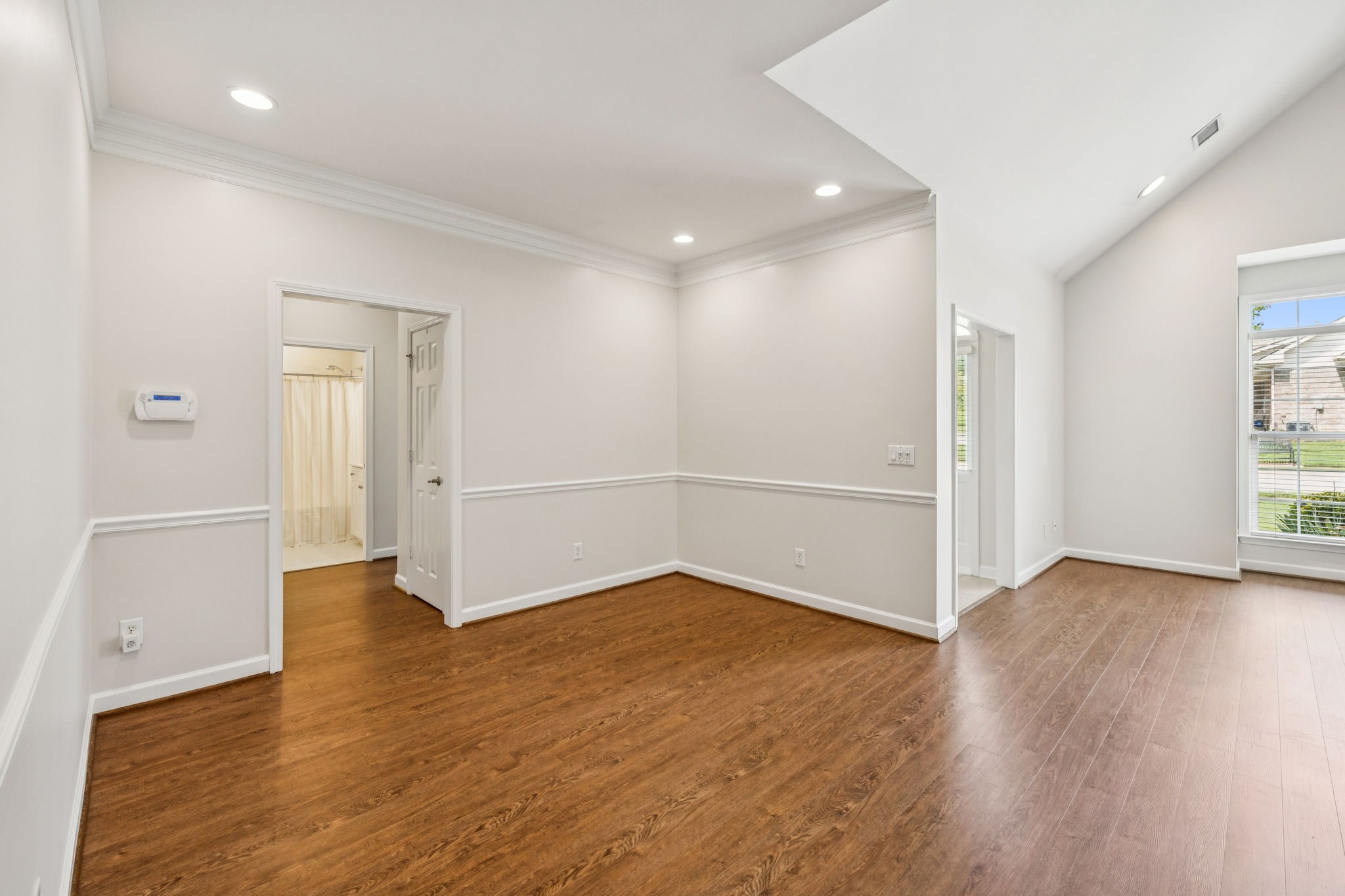7057 Sunrise Cir