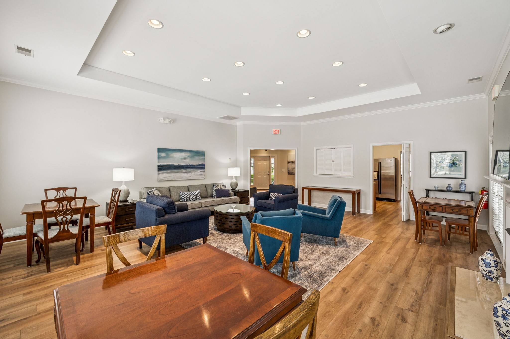 7057 Sunrise Cir
