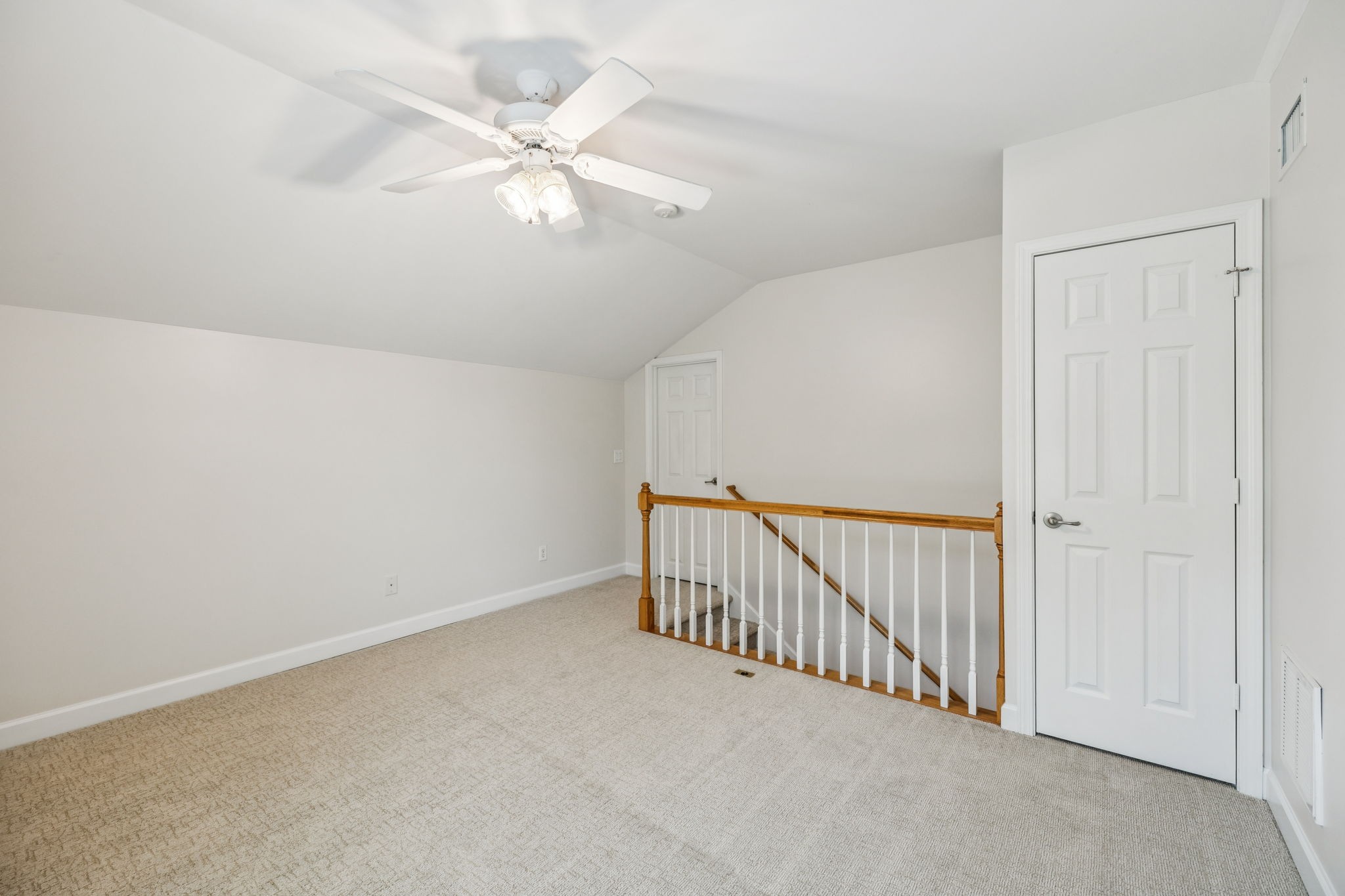 7057 Sunrise Cir