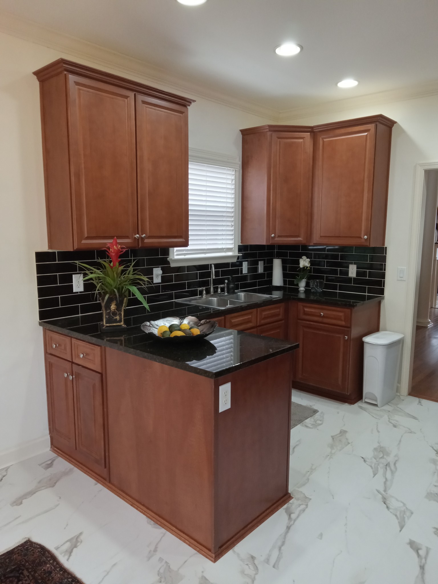 7118 Sunrise Cir