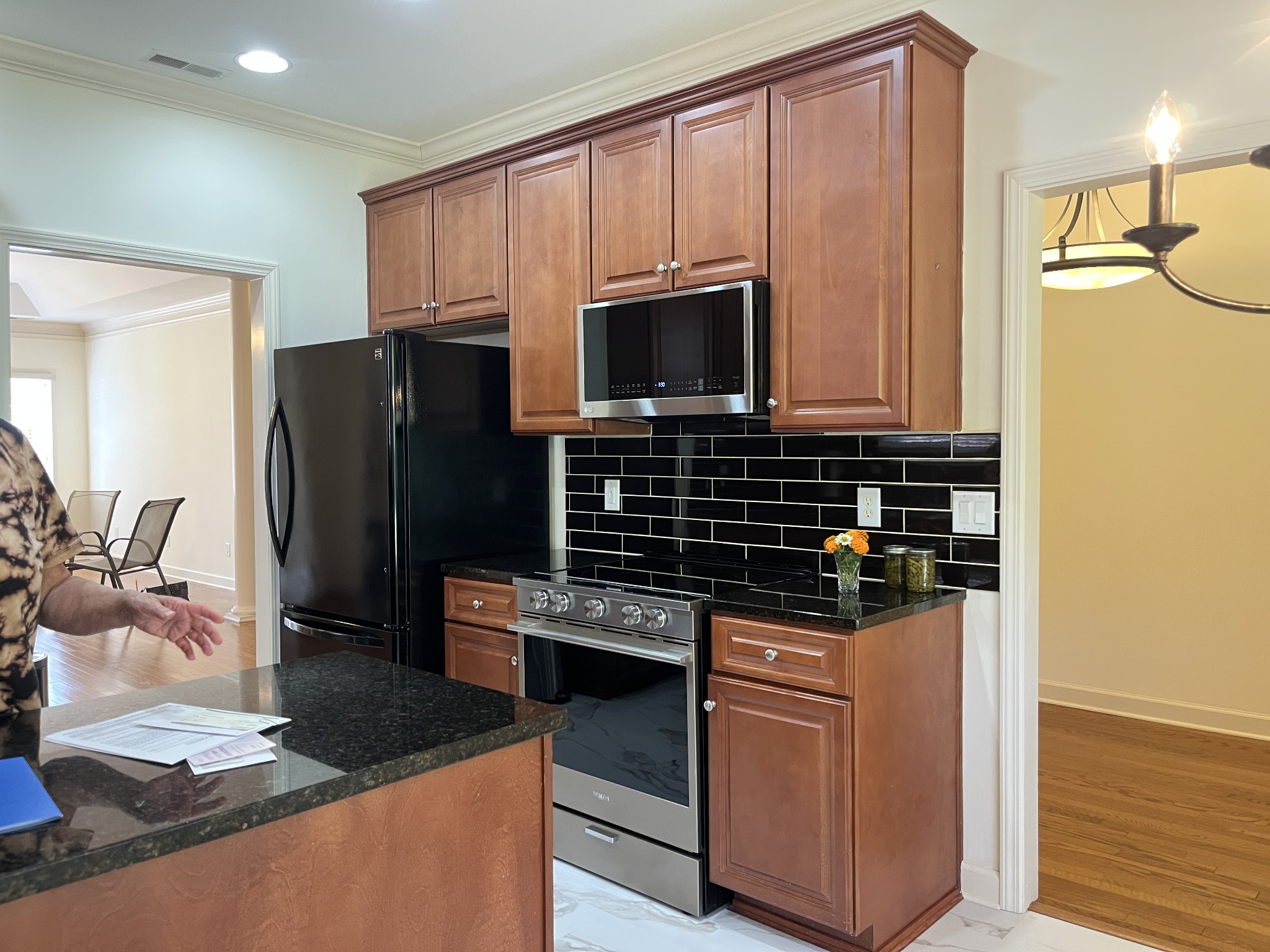 7118 Sunrise Cir