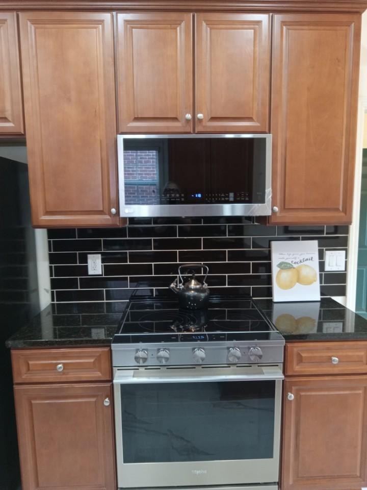 7118 Sunrise Cir