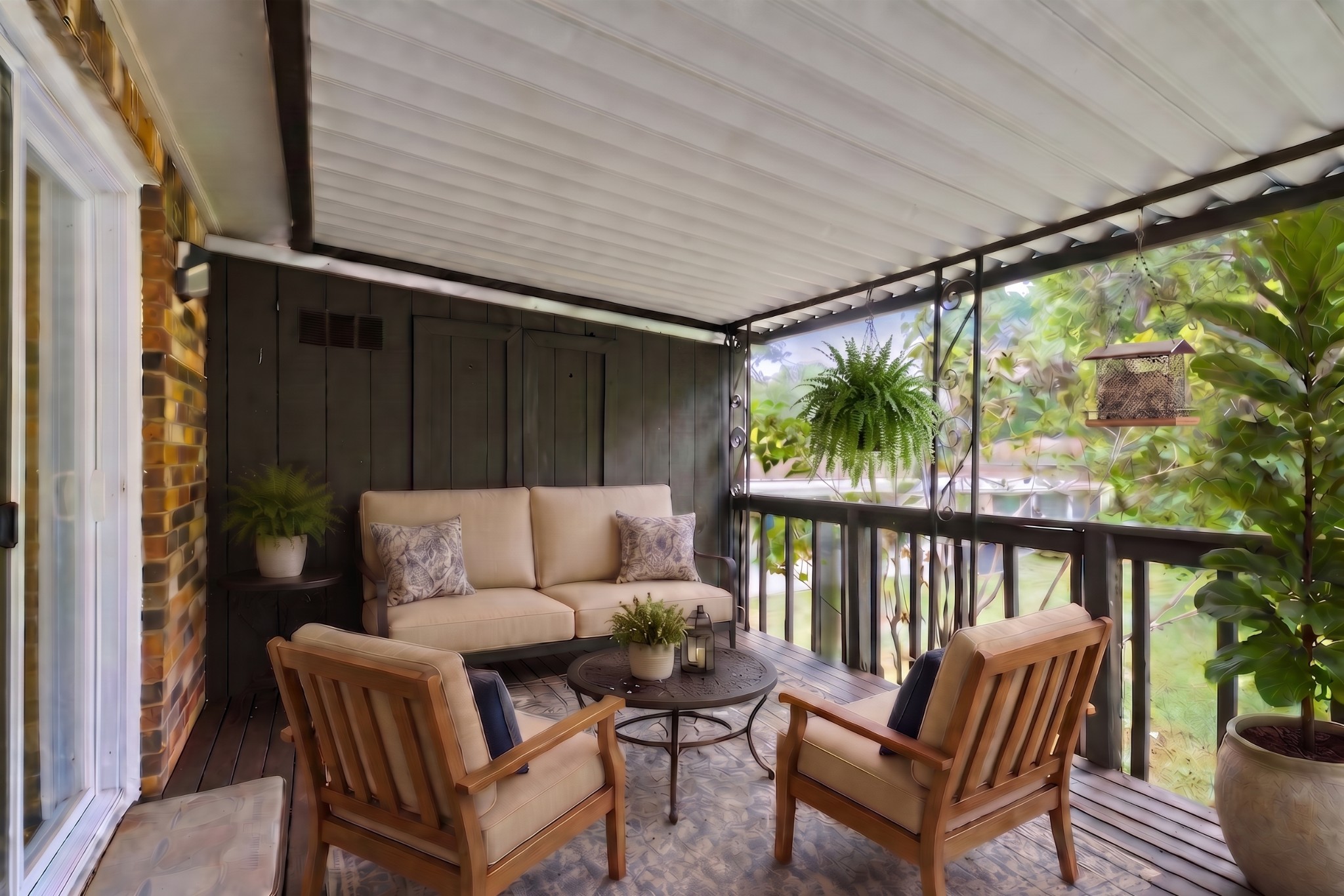 407 Deer Lake Dr
