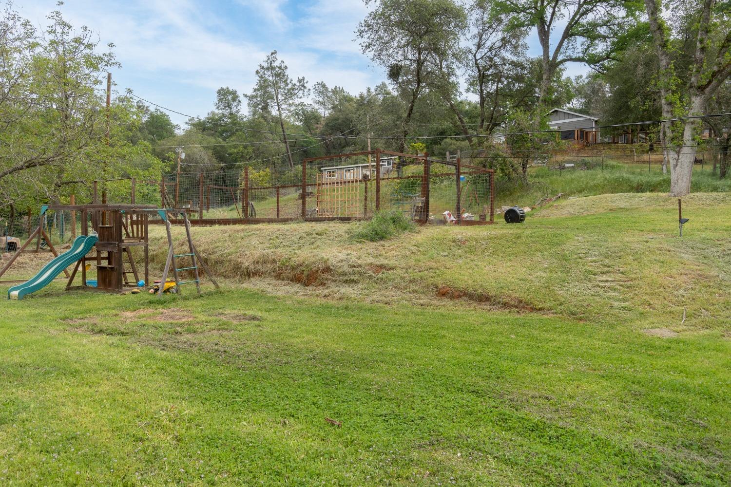4891 Creekside Drive