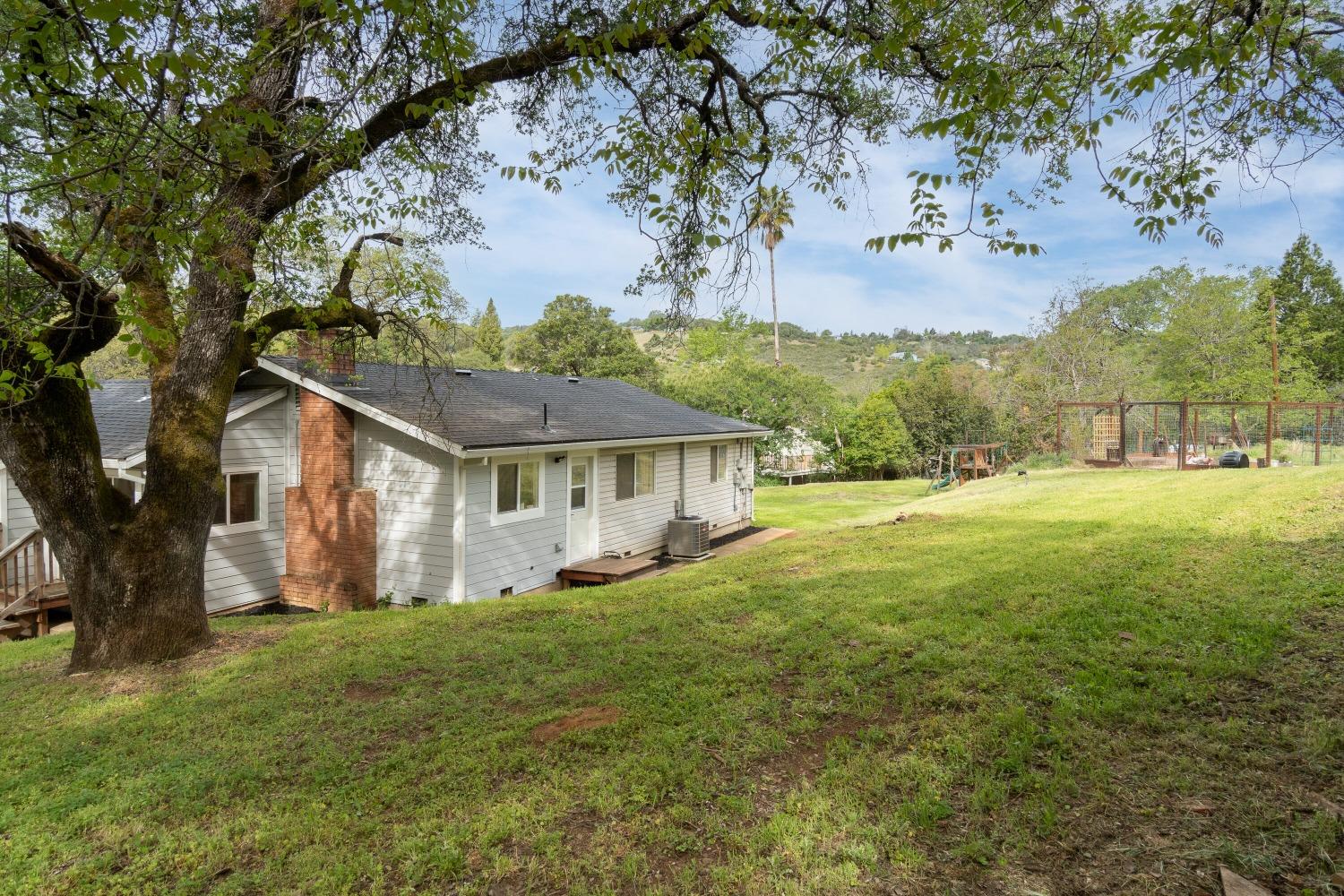 4891 Creekside Drive