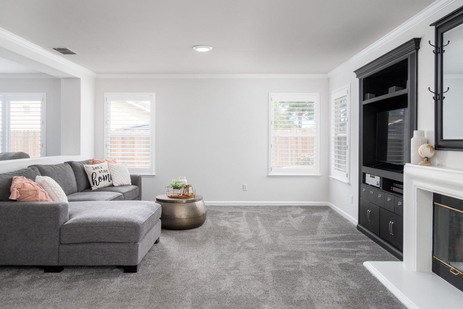 4915 Whitman Court