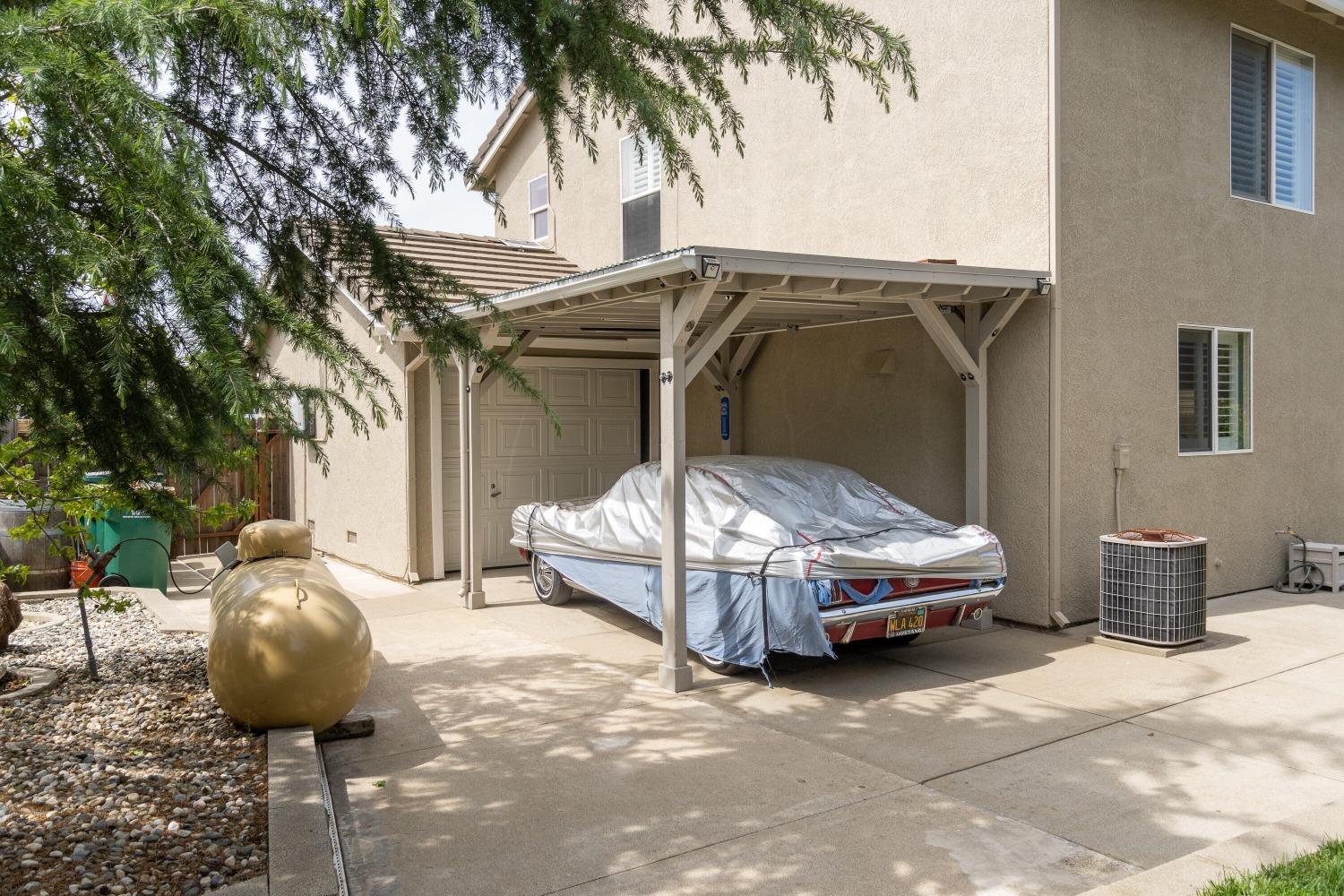 4915 Whitman Court