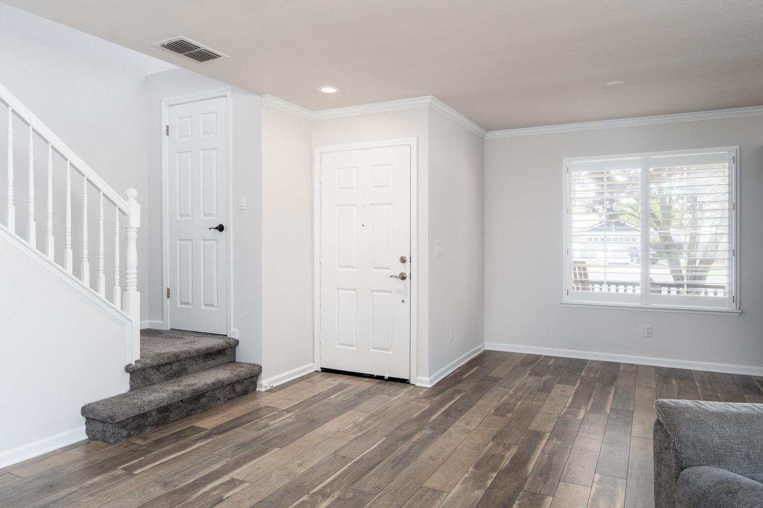 4915 Whitman Court