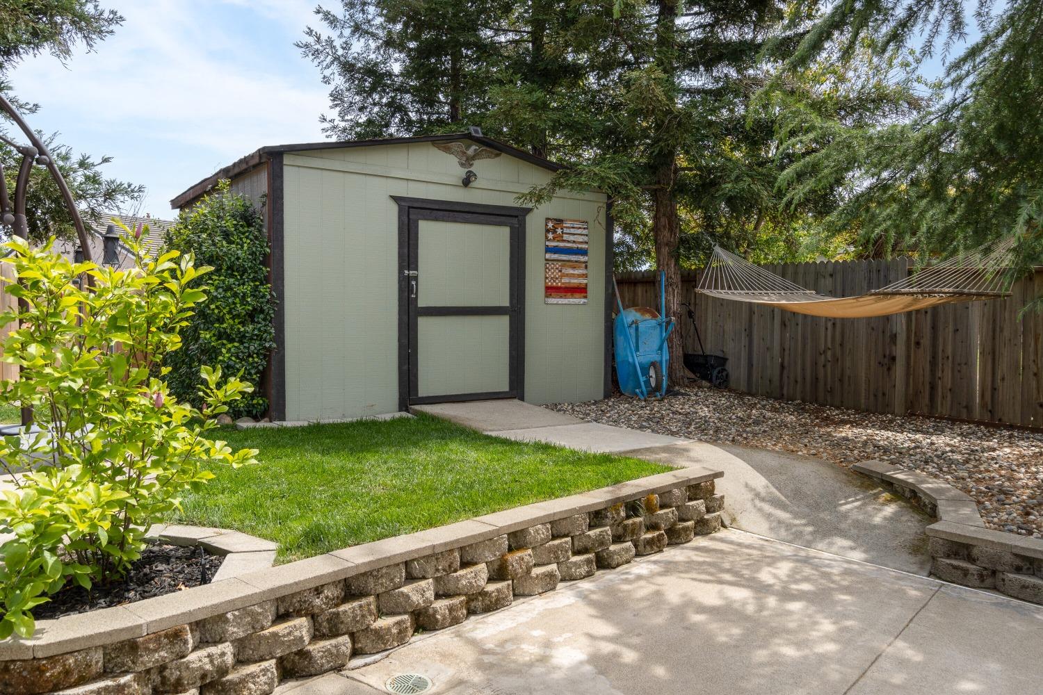 4915 Whitman Court