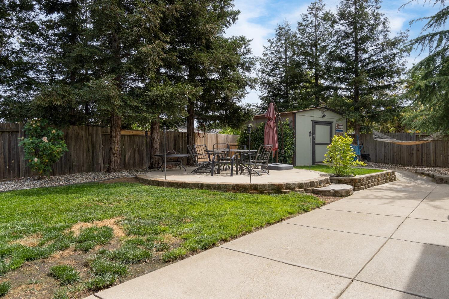 4915 Whitman Court