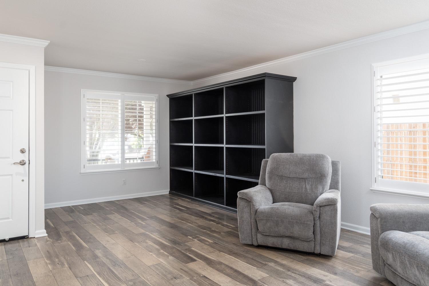 4915 Whitman Court
