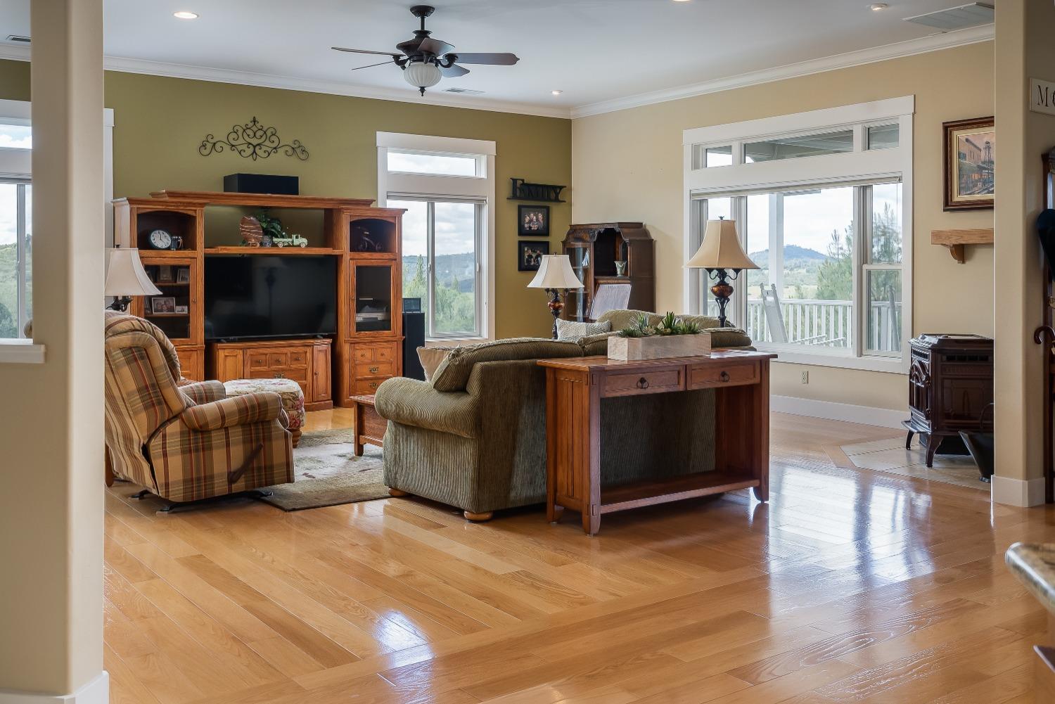 4885 Feldspar Lane