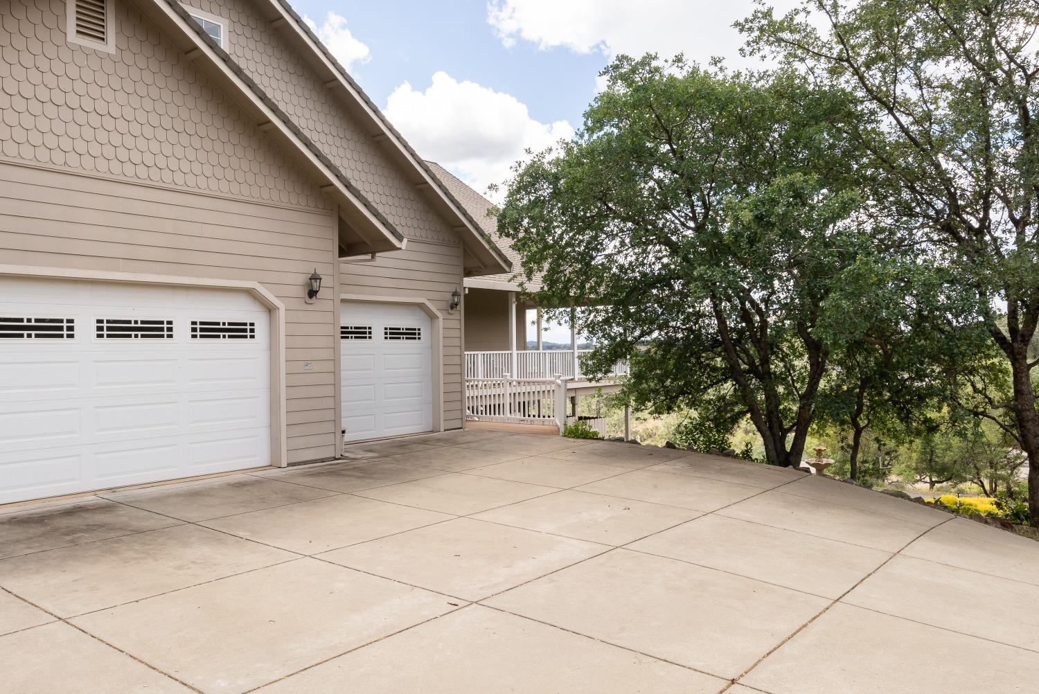 4885 Feldspar Lane