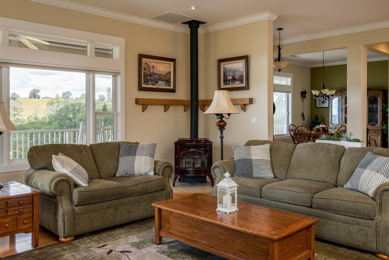 4885 Feldspar Lane