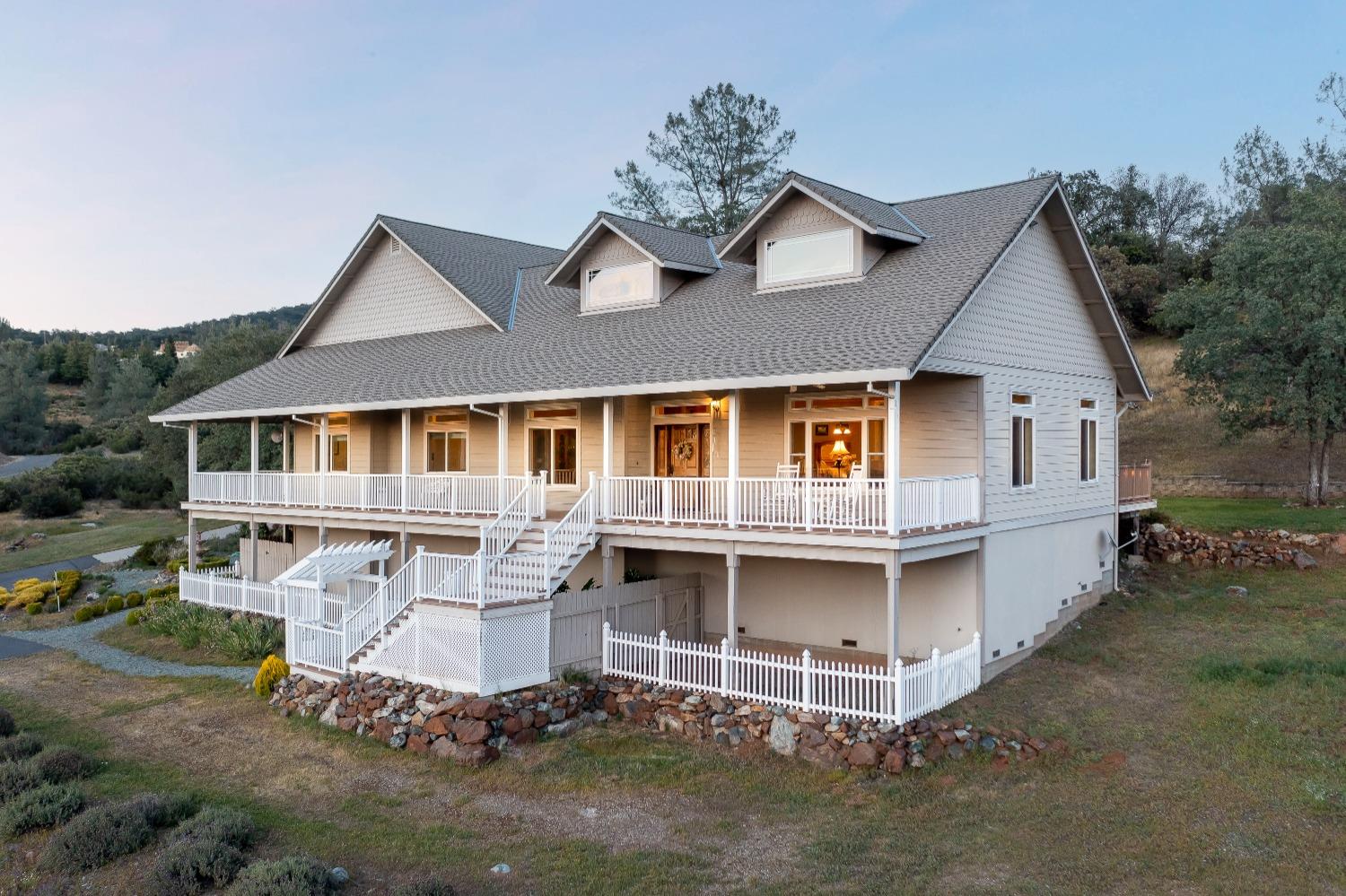 4885 Feldspar Lane