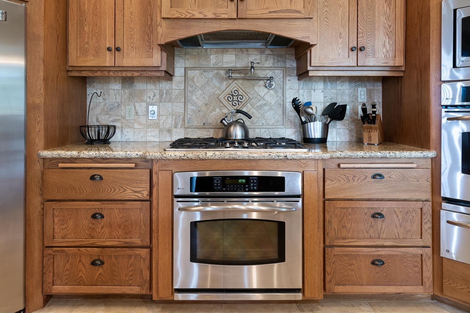 4885 Feldspar Lane