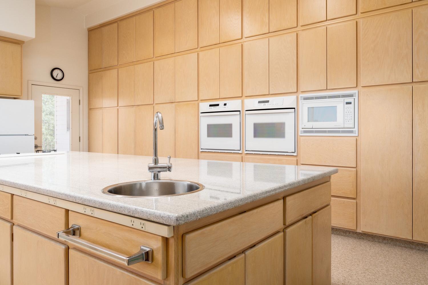 7652 Kona Court
