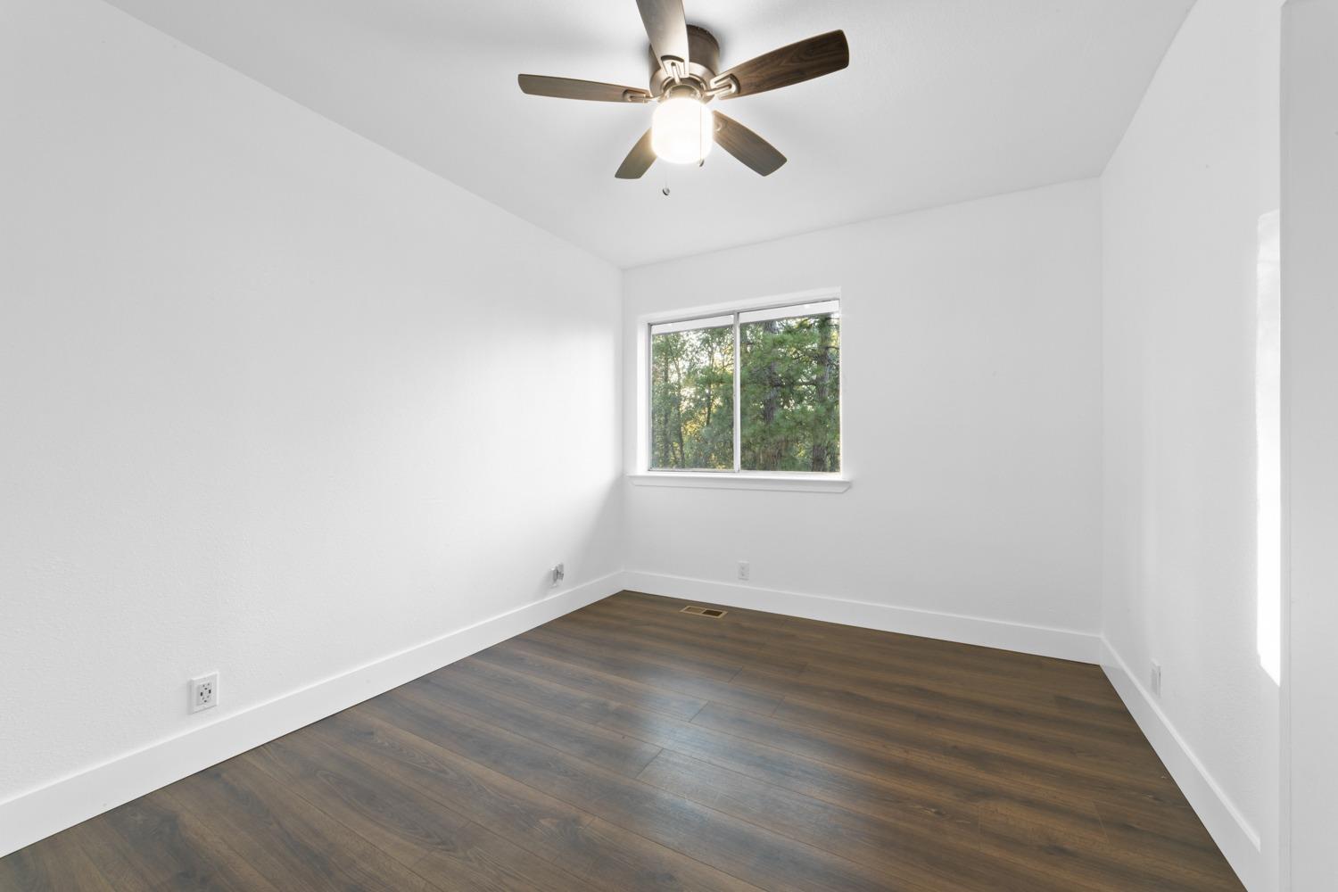 5375 Jamal Way