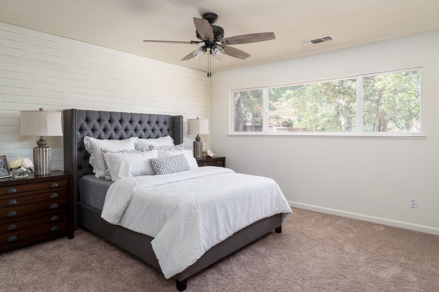 959 King George Way