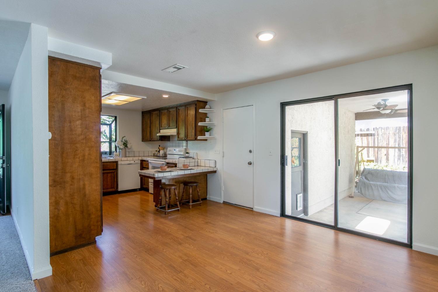 3006 Camino Heights Drive